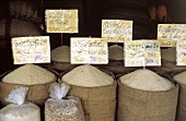 Reisstand am Markt von Bangkok