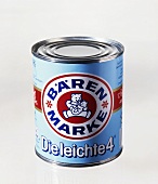A tin of condensed milk (Bärenmarke brand)