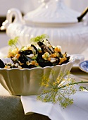 Mussels, Rhineland style, with vegetable confetti & wine