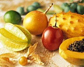 Stillleben mit einigen exotischen Früchten