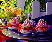 Meringue tartlet with strawberries & strawberry soft ice cream