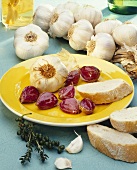 Garlic Bulbs with Bread