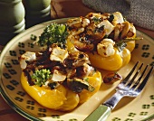 Pepper stuffed with mushrooms and sheep's cheese