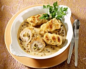 Veal roulades with raisin sauce