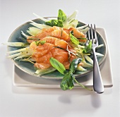 Salmon slices with fennel