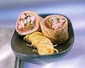 Tuna roulade stuffed with shrimps with sesame noodles