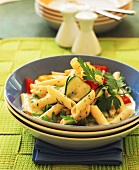 Penne with vegetable sauce