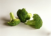 Three broccoli florets