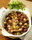 Turkey liver with grapes and shallots