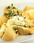 Conchiglie alla romana (Nudeln mit Arischocken & Mozzarella)