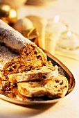 Weihnachtsstollen, angeschnitten