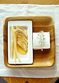 Chicken breast with white asparagus