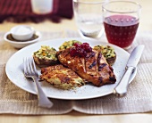 Hähnchenbrust mit gefüllten Champignons und Rösti