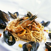 Spaghetti di frutti di mare (Spaghetti with seafood)