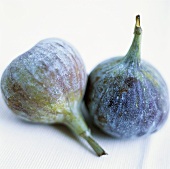 Two figs