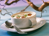 Celeriac soup with oyster mushrooms