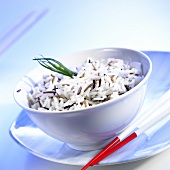 Cooked long-grain rice with wild rice in a bowl
