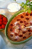 Clafoutis with raspberries (sweet raspberry pudding)