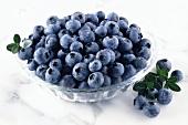 A bowl of blueberries