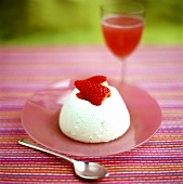 Panna cotta ice cream with strawberries