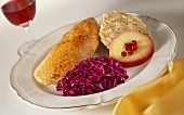 Stuffed turkey with red cabbage