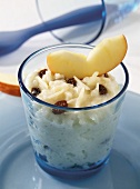 Rice pudding with apple & raisins (for babies from 10th month)