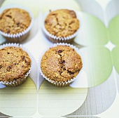 Wholemeal nut muffins with cranberries