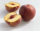 Peaches (Prunus persica), variety ‘Royal glory’