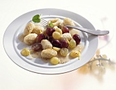 Gnocchi with grape ragout