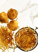 Kartoffelnester & Kroketten in Birnenform mit Mandeln