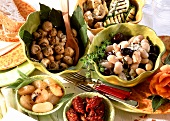 Various antipasti (marinated vegetables and bean salad)