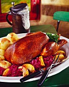 Kermis goose with red cabbage and potato dumplings; Tankard