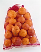 Orangen in einem Netz