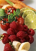 Still life: fruit & vegetables (raspberries, tomatoes etc.)