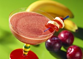 Plum and banana smoothie with port (In cold blood)