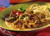 Chopped meat (Geschnetzeltes) with soup vegetables & noodles 
