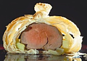 Roast beef in puff pastry with celery