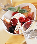 Fruit salad with yoghurt and cinnamon