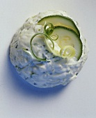 Tzatziki: yoghurt spread with cucumber
