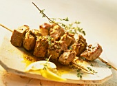 Moorish meat kebabs with thyme
