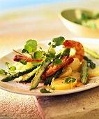 Green asparagus with shrimps, watercress and potatoes