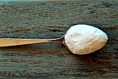 Baking powder on spoon