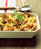 Pasta bake with mushrooms and turkey breast