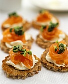 Canapes with smoked salmon, cream cheese and capers