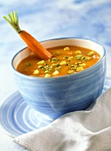 Creamed carrot soup with pistachios