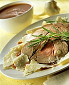 Agnello all'abbruzzese (lamb with rosemary and pasta)