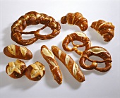 Salt baking: pretzels, croissants, bread rolls