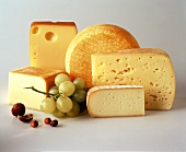 Soft cheese, semi-hard cheese & hard cheese, Tyrol; grapes; nuts
