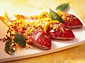 Red mullet with garlic crust and lemons