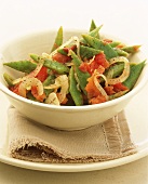 Green beans with tomatoes and onions